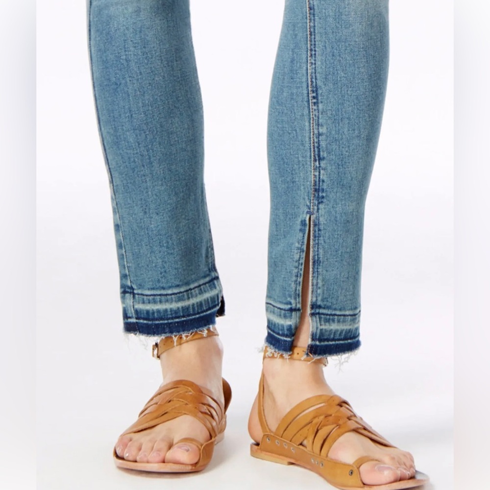 free people KENTUCKY BLUE  Slit Raw
Hem Jeans .